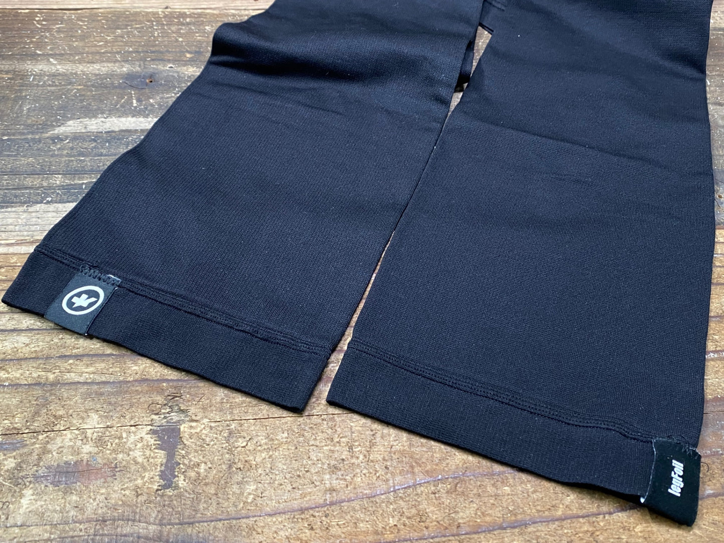 IT029 アソス Assos legFoil レッグカバー 黒 0