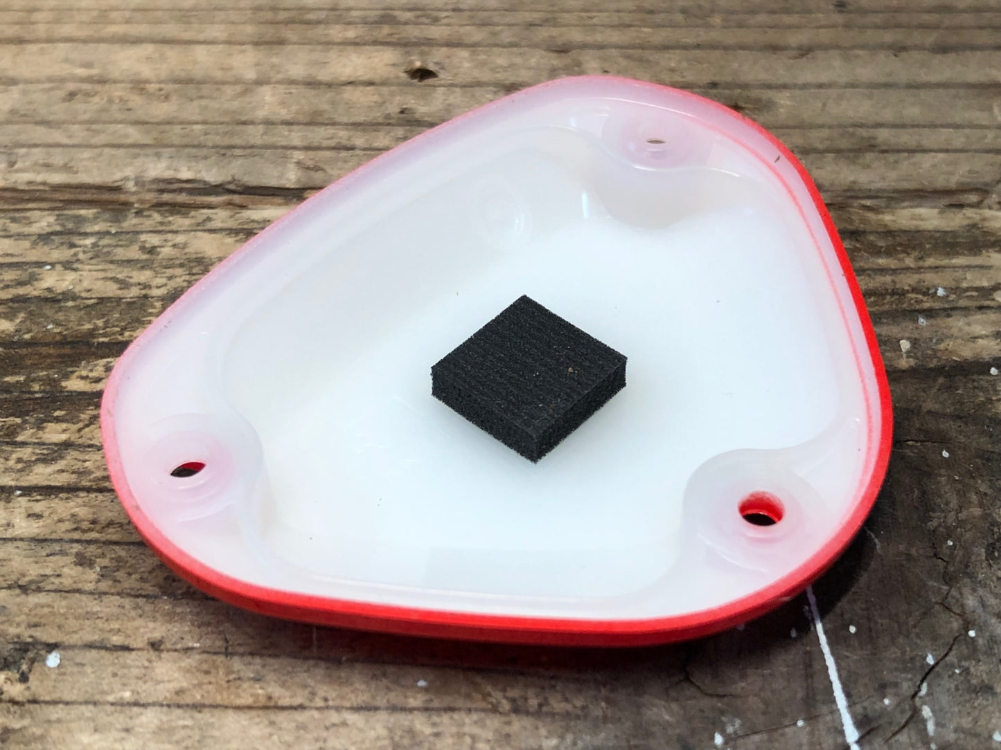 IZ002 パイオニア Pioneer 右センサーカバー 赤