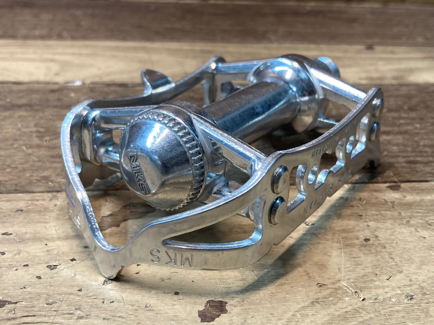 IN055 三ヶ島 MKS SYLVAN ROAD SY-1 フラットペダル シルバー ※回転ザラつき有