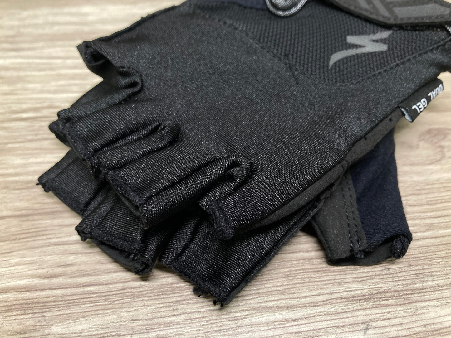 JA756 スペシャライズド SPECIALIZED 指切 グローブ 黒 S