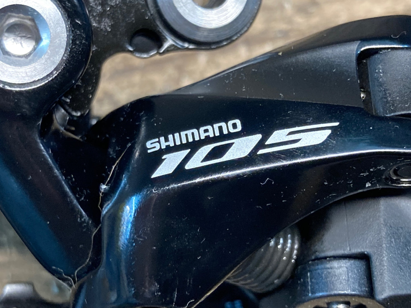 IX569 シマノ SHIMANO 105 RD-R7000 SS リアディレイラー 11S