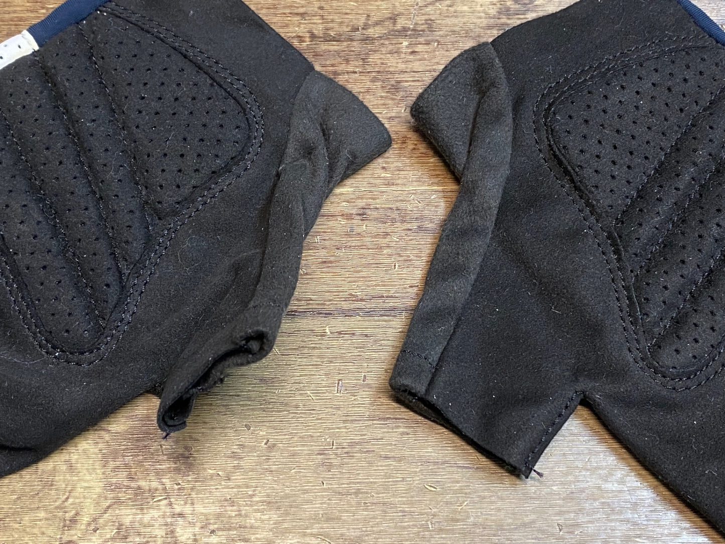 IJ083 ラファ Rapha BREVET MITTS 指切 グローブ 紺 S