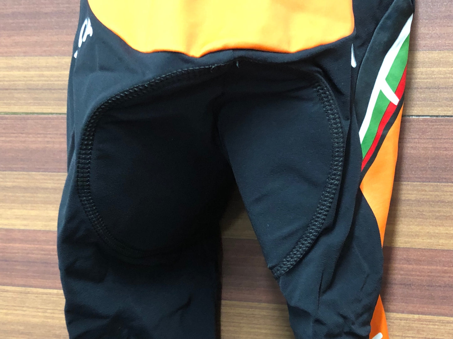 IM009 モア MOA ビブショーツ euskaltel オレンジ 3