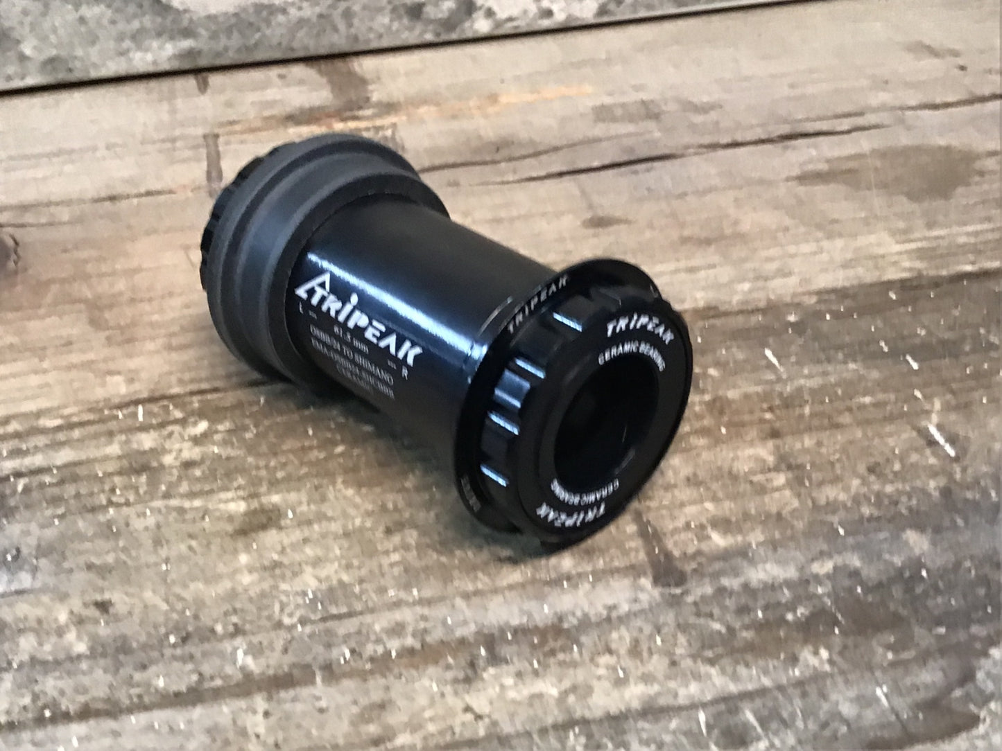 IN819 トライピーク TRIPEAK CERAMIC ボトムブラケット OSBB(61.5mm幅)用 シマノ24mmシャフト対応 圧入