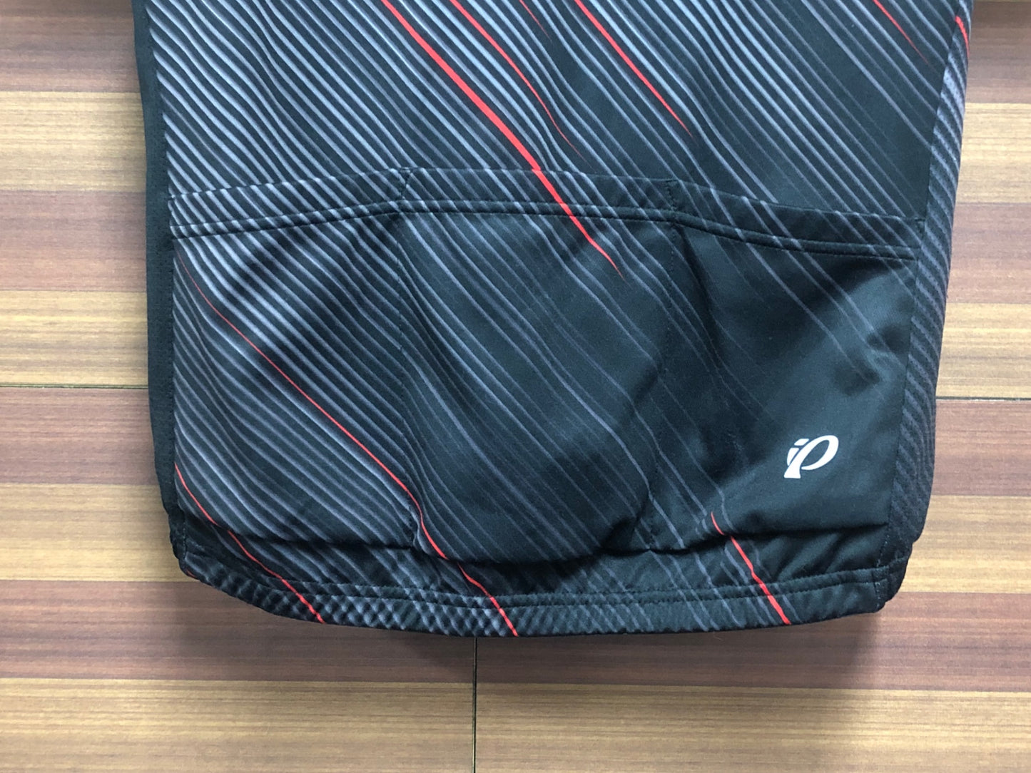 IO715 パールイズミ PEARL iZUMi 半袖 サイクルジャージ 黒 L