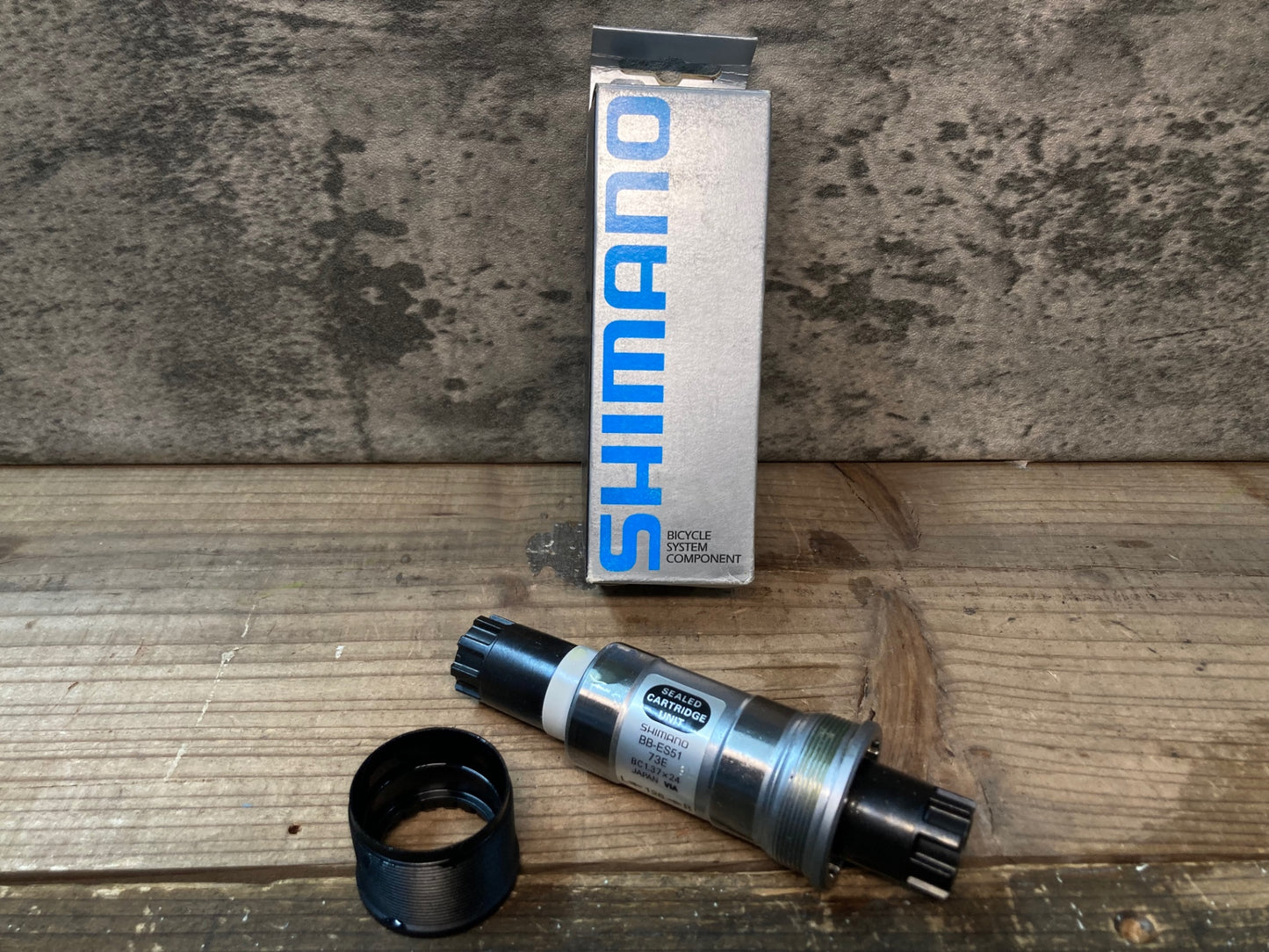 IS194 シマノ SHIMANO BB-ES51 ボトムブラケット オクタリンク