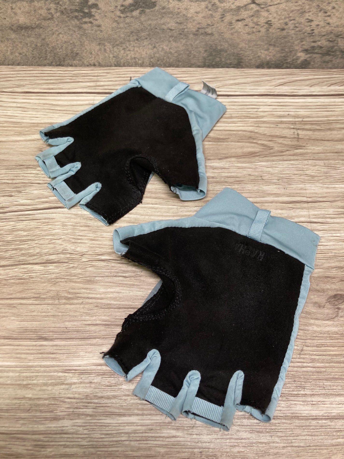 JA898 ラファ Rapha 指切りグローブ ライトグレー L