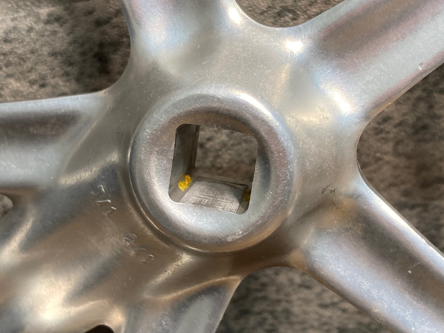 HQ296 カンパニョーロ CAMPAGNOLO コーラス CHORUS クランクセット 172.5mm 52-39T シルバー