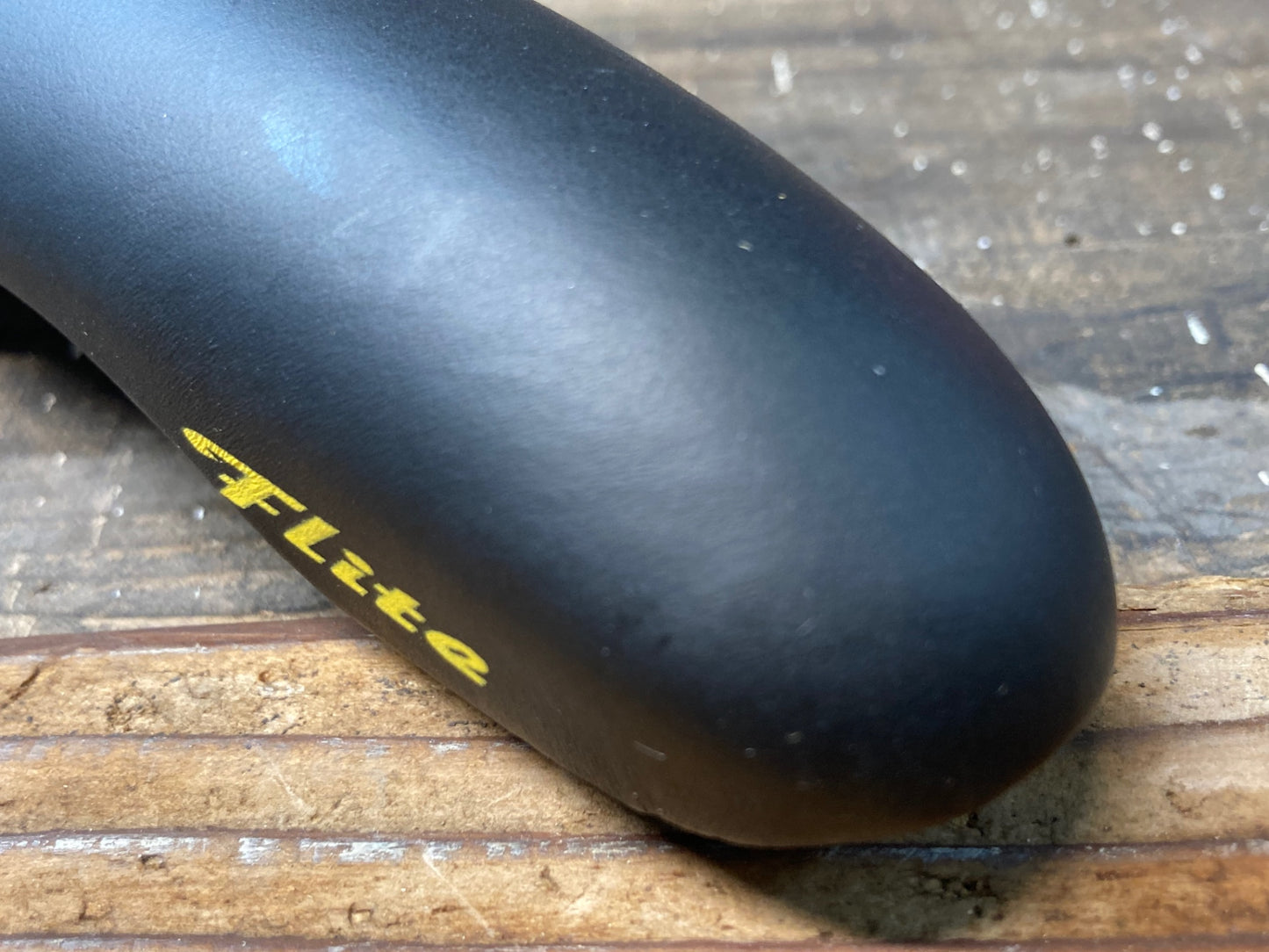 IK032 セライタリア selle ITALIA フライト FLITE TITANIUM L1 サドル 黒 150mm