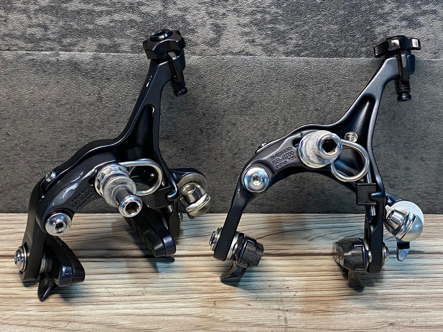 IN321 シマノ SHIMANO アルテグラ ULTEGRA BR-6700 キャリパーブレーキ 前後セット