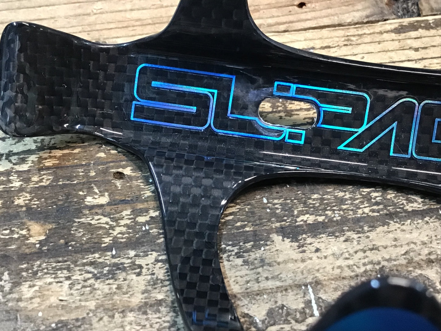 IU757 スパカズ SUPACAZ FLY CAGE CARBON ボトルケージ 2個セット