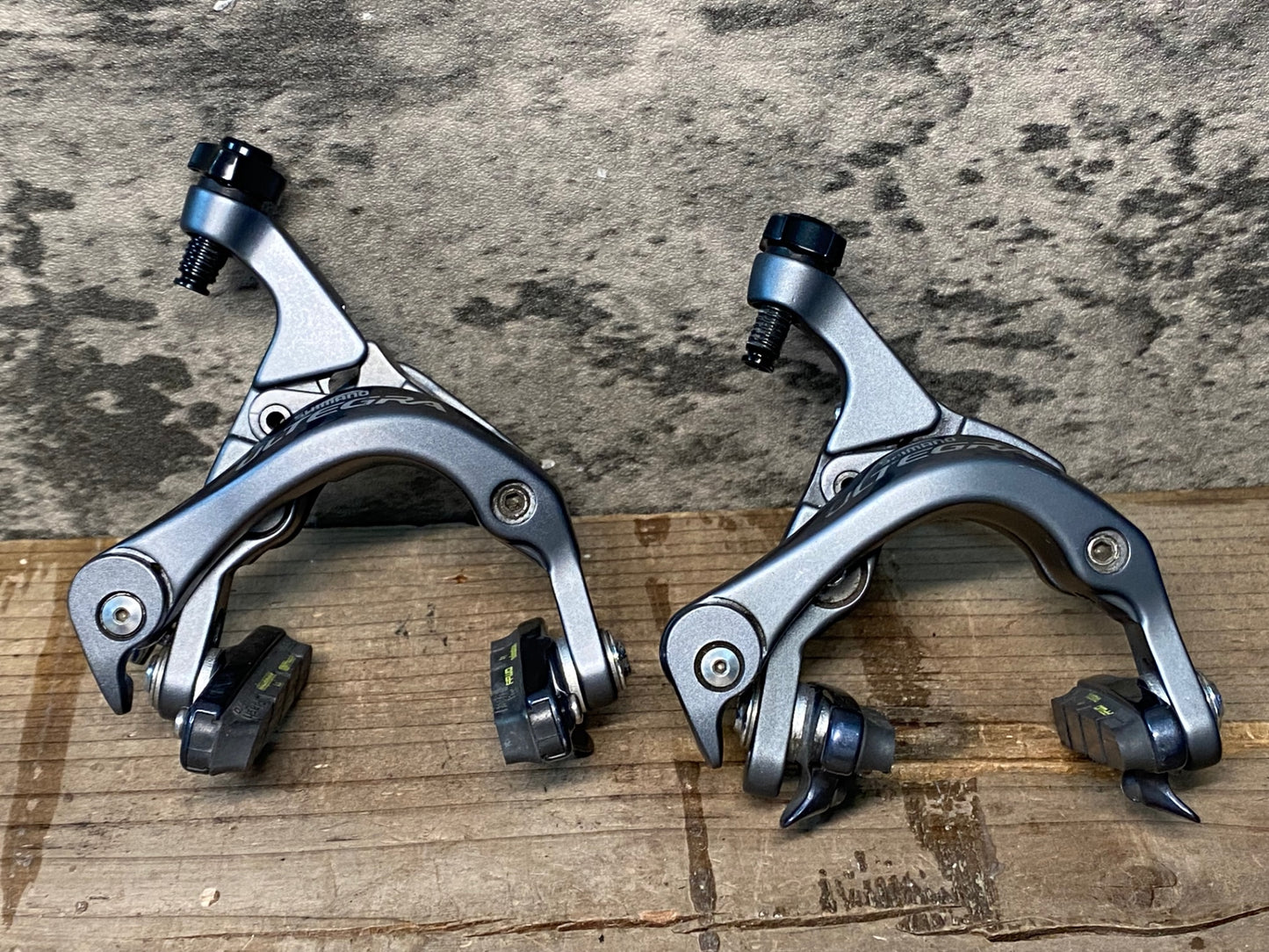 IX450 シマノ SHIMANO アルテグラ ULTEGRA BR-6800 キャリパーブレーキ 前後セット