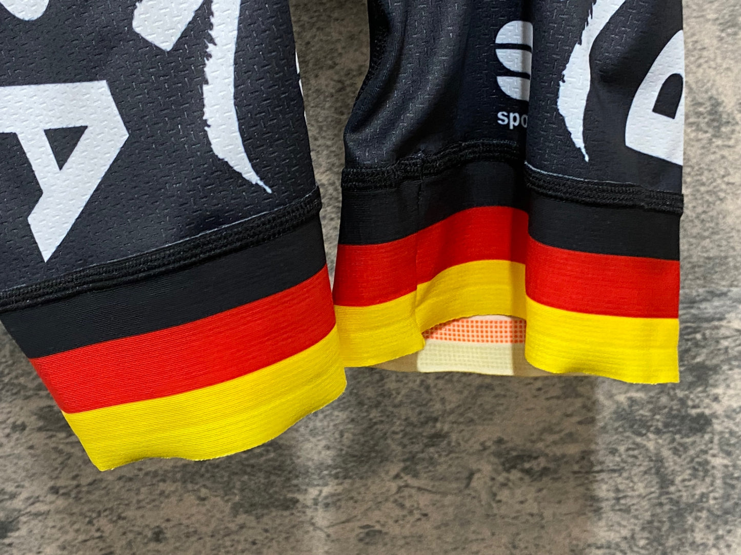 JA301 スポーツフル sportful ビブショーツ 黒 S BORA hansgrohe