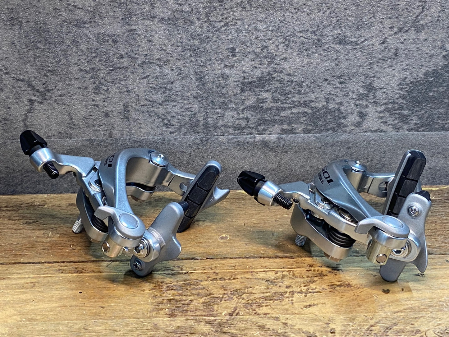 IY761 シマノ SHIMANO 105 BR-5800 シルバー キャリパーブレーキ 前後セット ※枕頭ボルト欠品