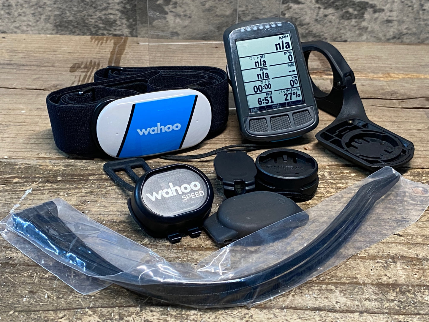 IK429 ワフー wahoo ELEMNT BOLT サイクルコンピューター セット 動作未確認