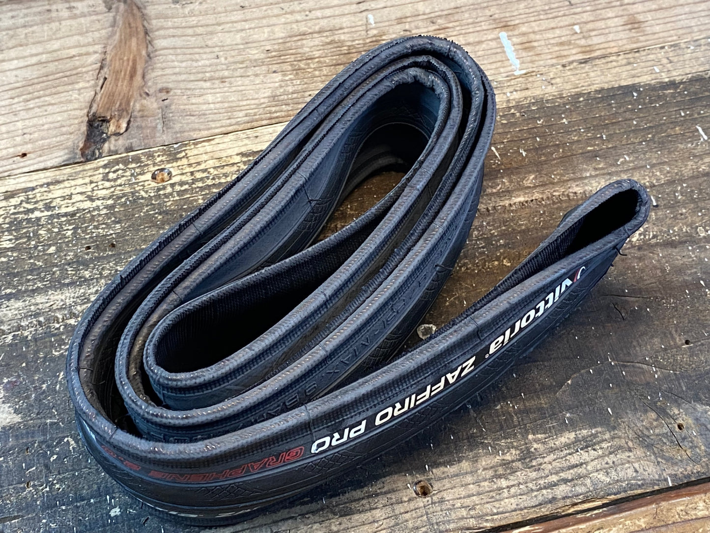 IW080 ヴィットリア vittoria ZAFFIRO PRO GRAPHENE 2.0 クリンチャー タイヤ 700x25C