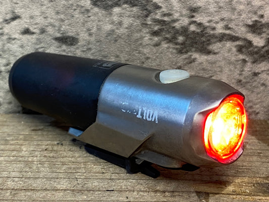 IW727 キャットアイ CATEYE ヴォルト VOLT50 リアライト 点灯確認済