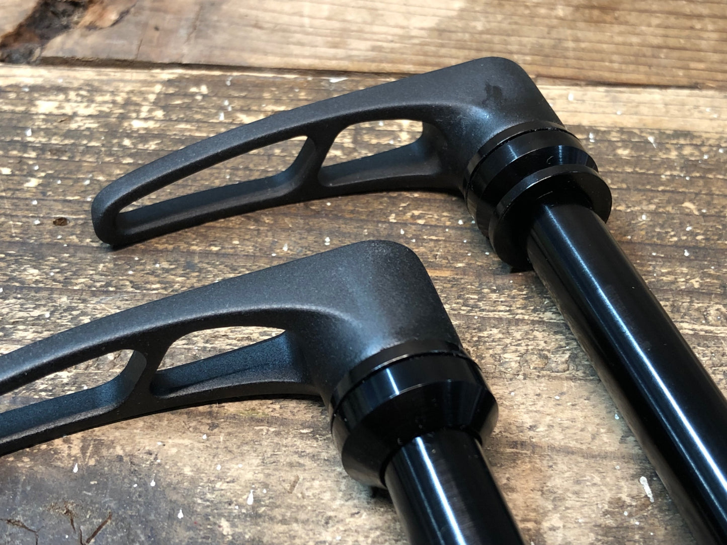 IT600 DT SWISS スルーアクスル 前後セット 12mm