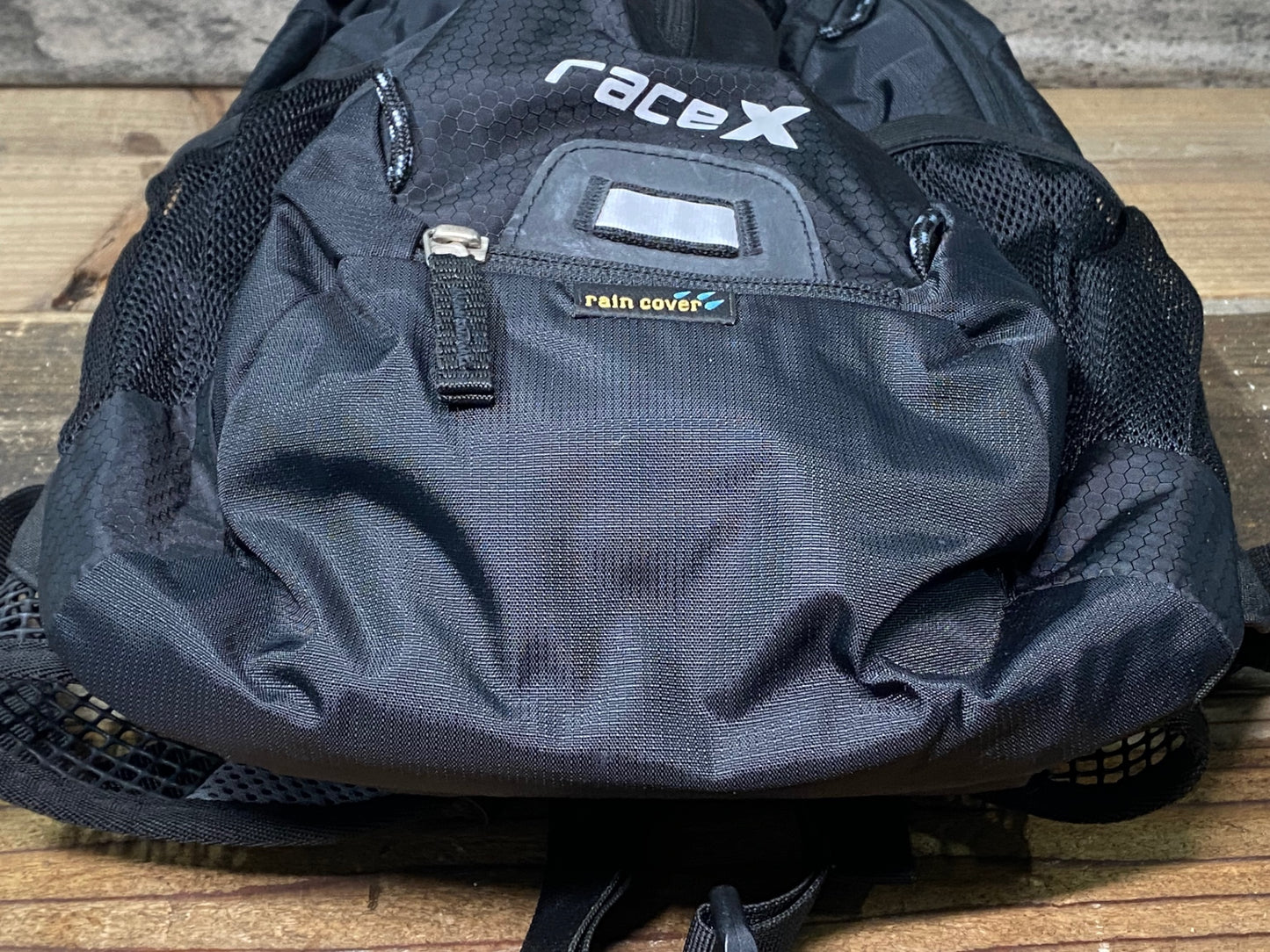 IQ874 ドイター deuter raceX リュック バックパック 黒