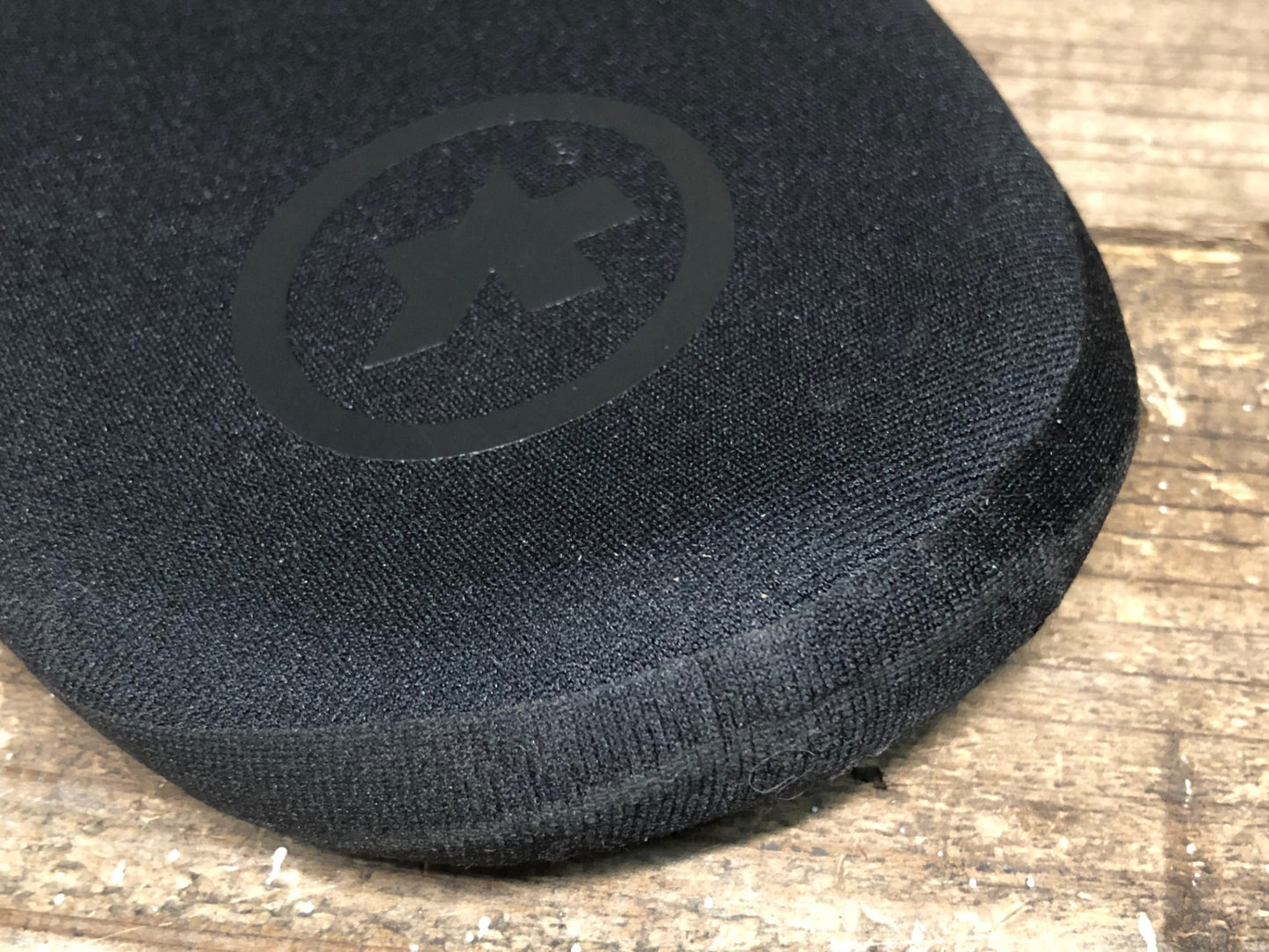 IQ335 アソス assos トゥ―カバー 黒 1 つま先傷