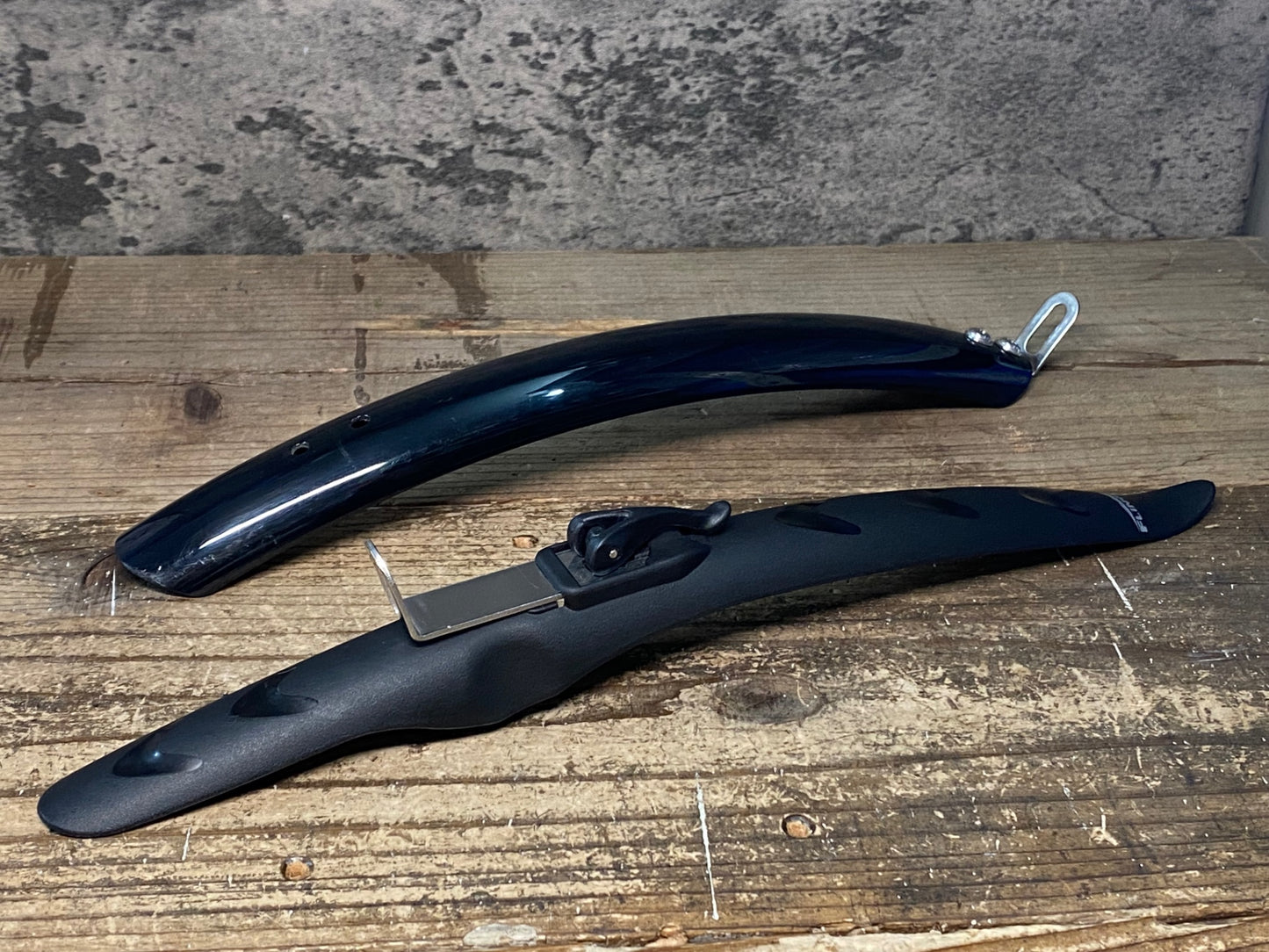 IV791 ジャイアント GIANT ESCAPE FENDER SET フェンダー セット