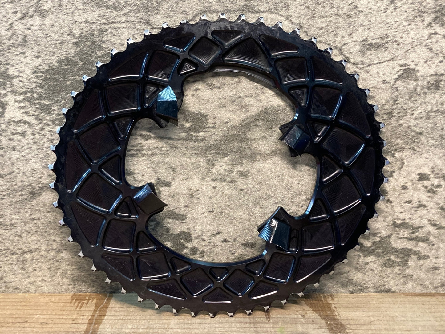 IO619 アブソリュートブラック ABSOLUTOBLACK 楕円 チェーンリングセット 53T PCD110mm 黒