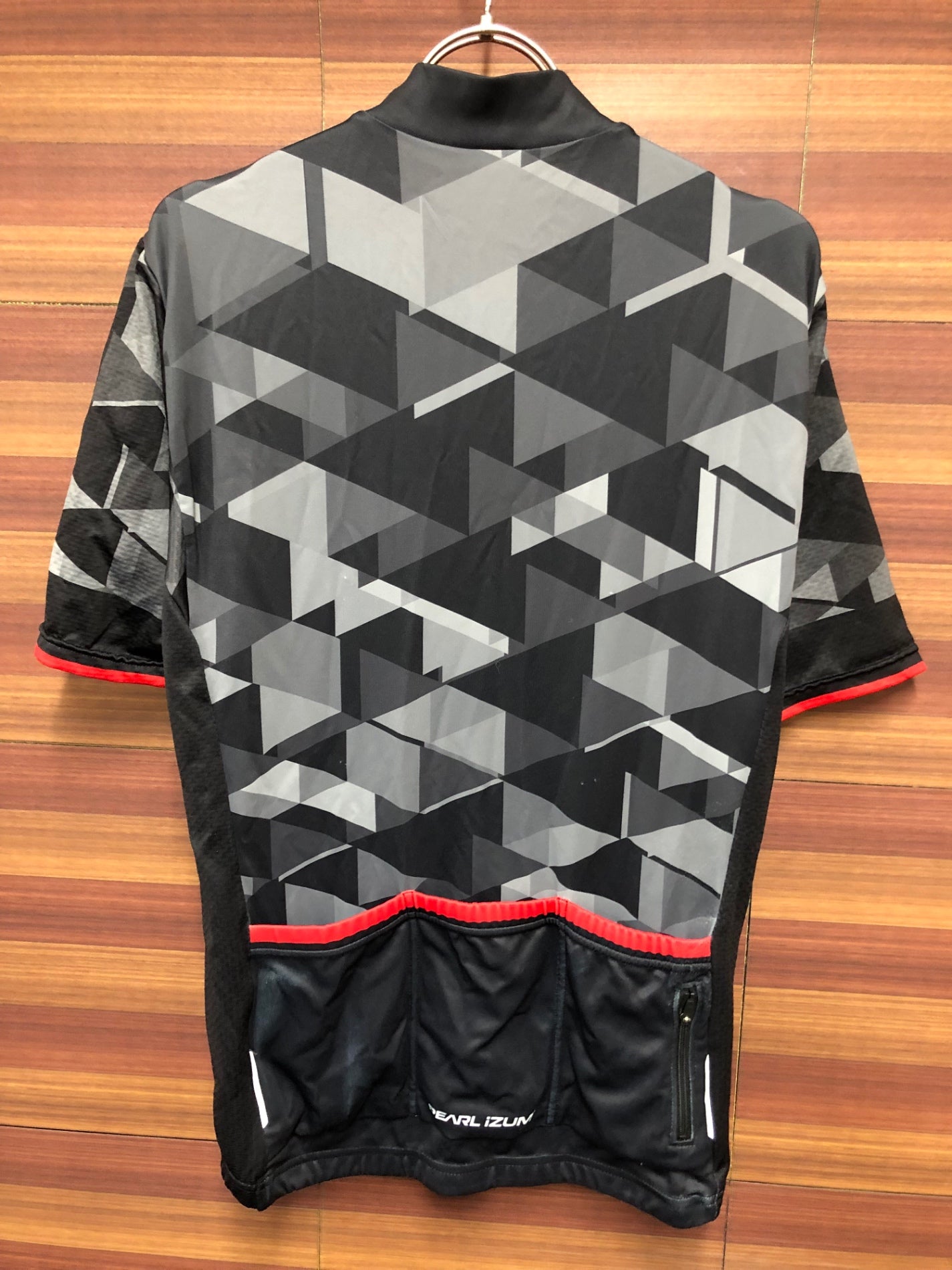 IQ845 パールイズミ PEARL iZUMi 半袖 サイクルジャージ 黒 グレー XL