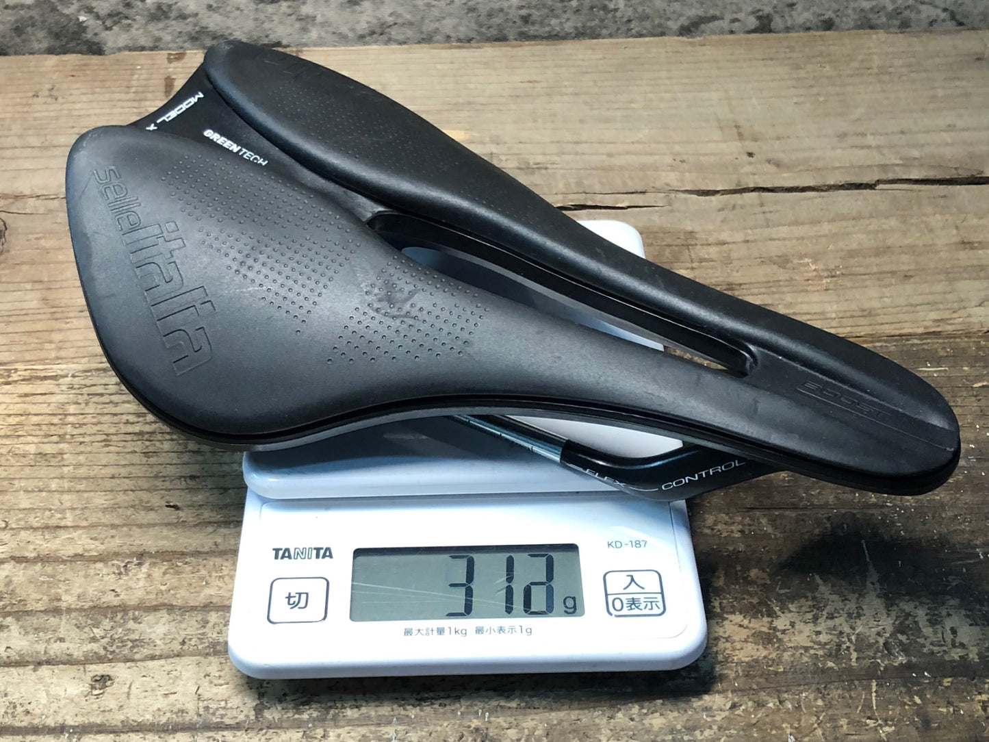IY598 セライタリア SELLE ITALIA MODEL X スーパーフロー サドル FECALLOYレール 145mm