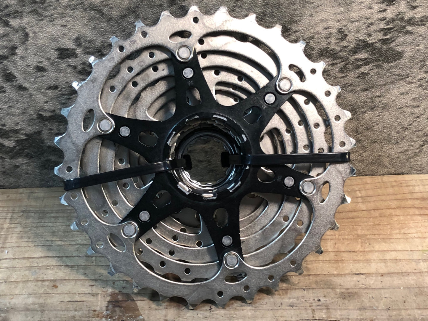 IU468 シマノ SHIMANO 105 CS-5800 スプロケット 11-32T 11S ※ロックリング印字消え