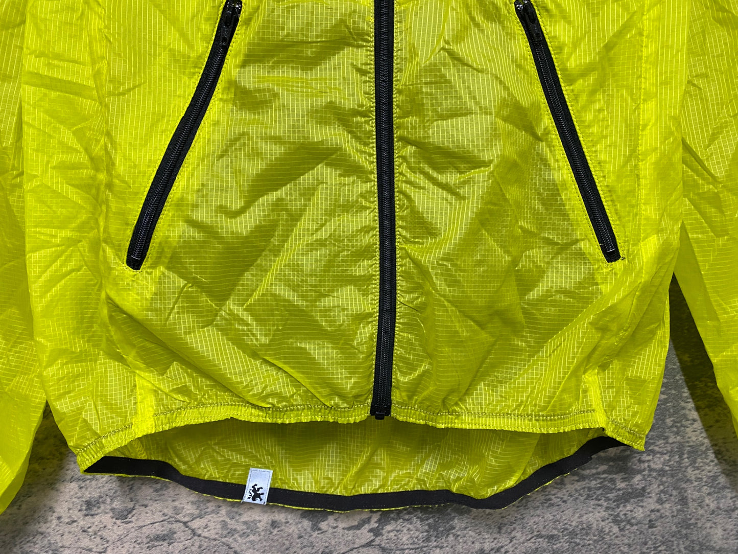 IY252 カペルミュール KAPELMUUR 長袖 ウィンドブレーカー 黄 XS