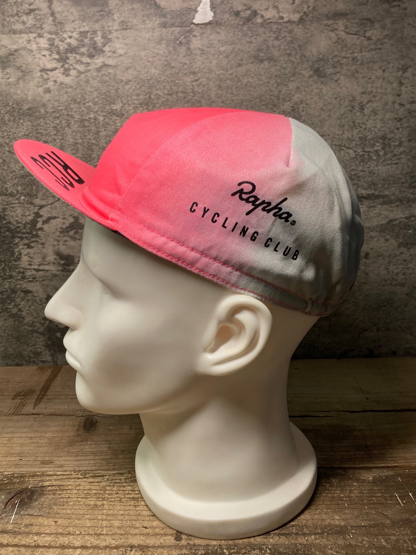 IY522 ラファ Rapha RCC MEMBERSHIP CAP サイクルキャップ グレー ピンク フリーサイズ