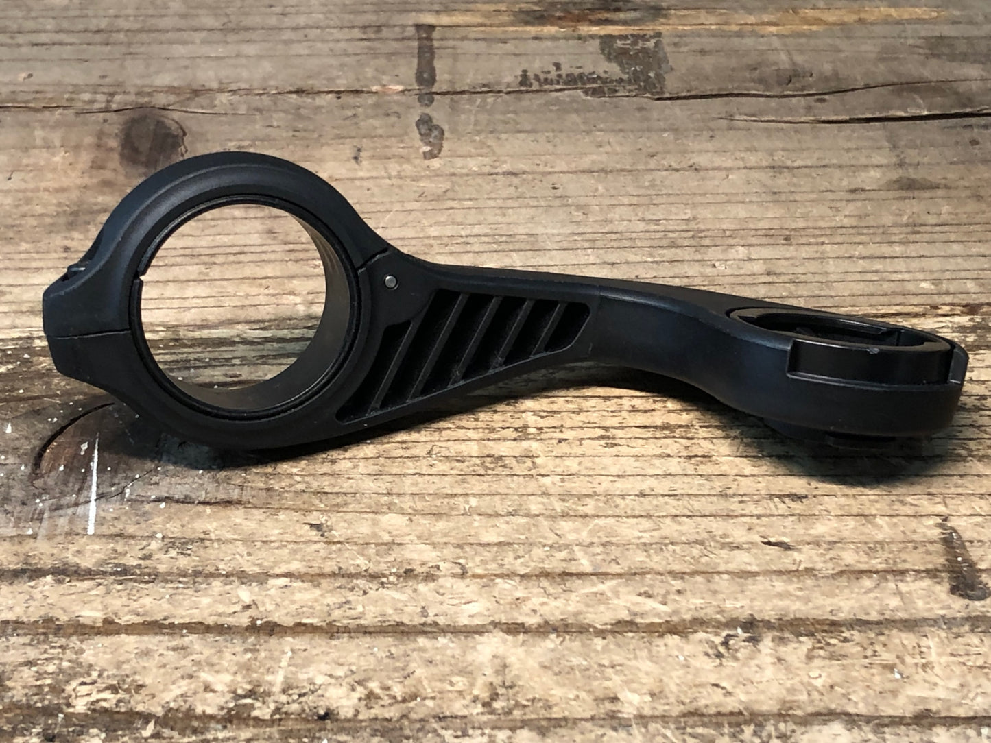 IN653 ガーミン Garmin アウトフロントマウント Φ31.8