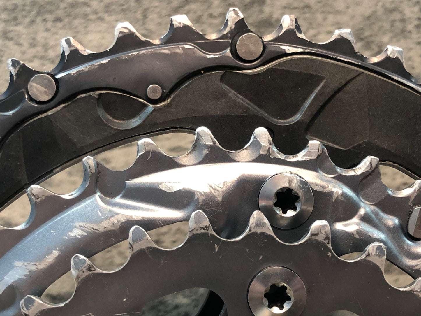 IS521 シマノ SHIMANO アルテグラ ULTEGRA FC-6703 クランクセット 172.5mm 52/39/30T 3x10S