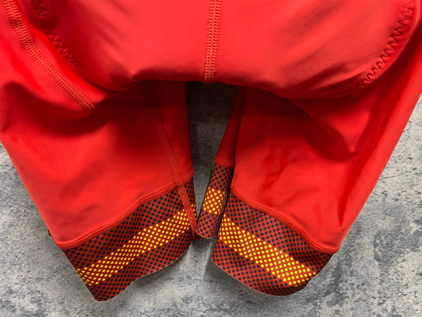 IY729 ルコックスポルティフ le coq sportif ビブショーツ 赤 SS