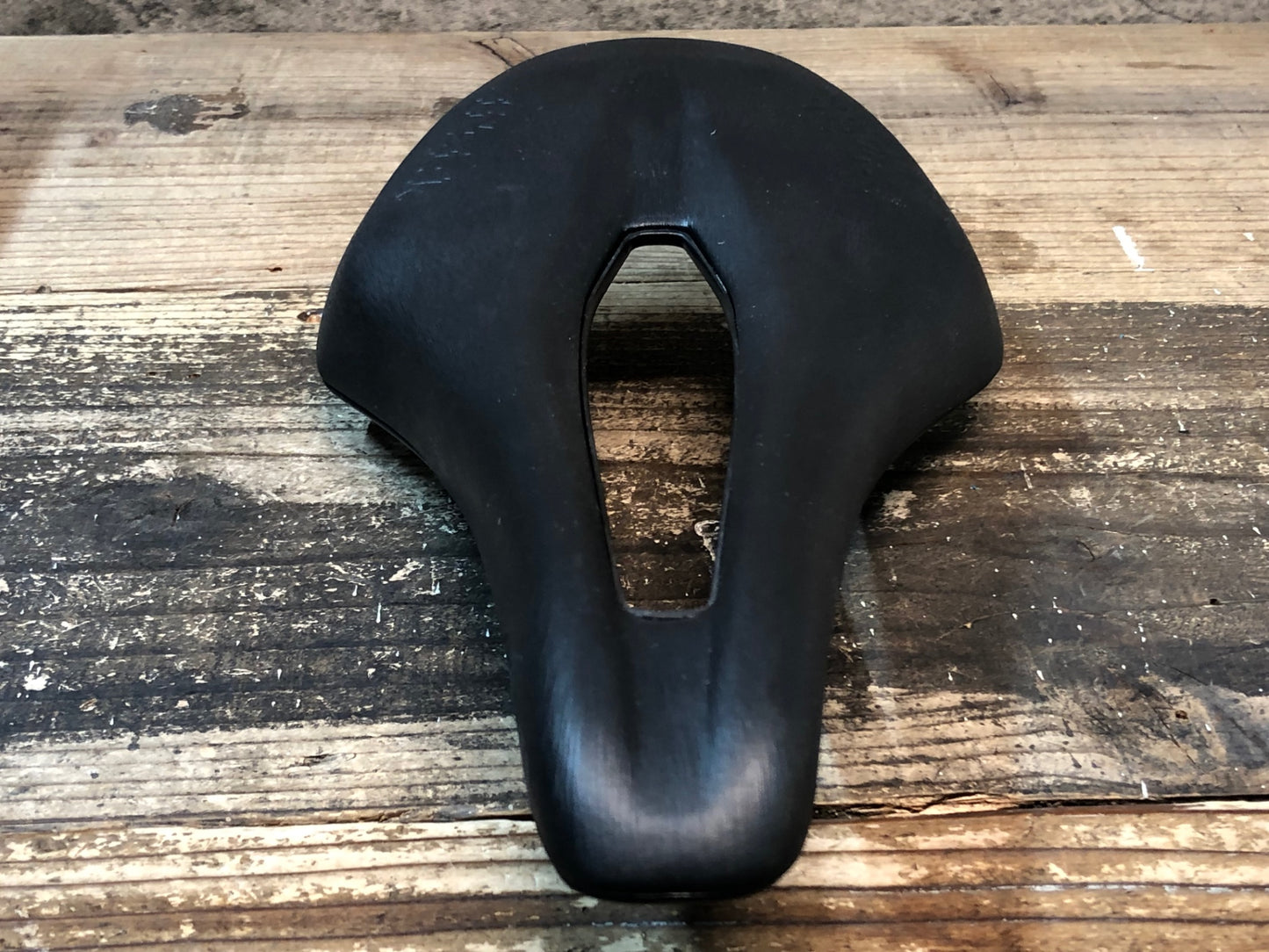 IX558 フィジーク Fizik ヴェント アルゴ VENTO ARGO 00 サドル カーボンレール 140mm