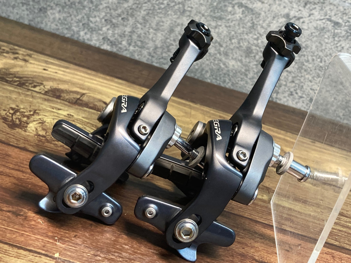 IT900 シマノ SHIMANO アルテグラ ULTEGRA BR-R6700 キャリパーブレーキ 前後セット