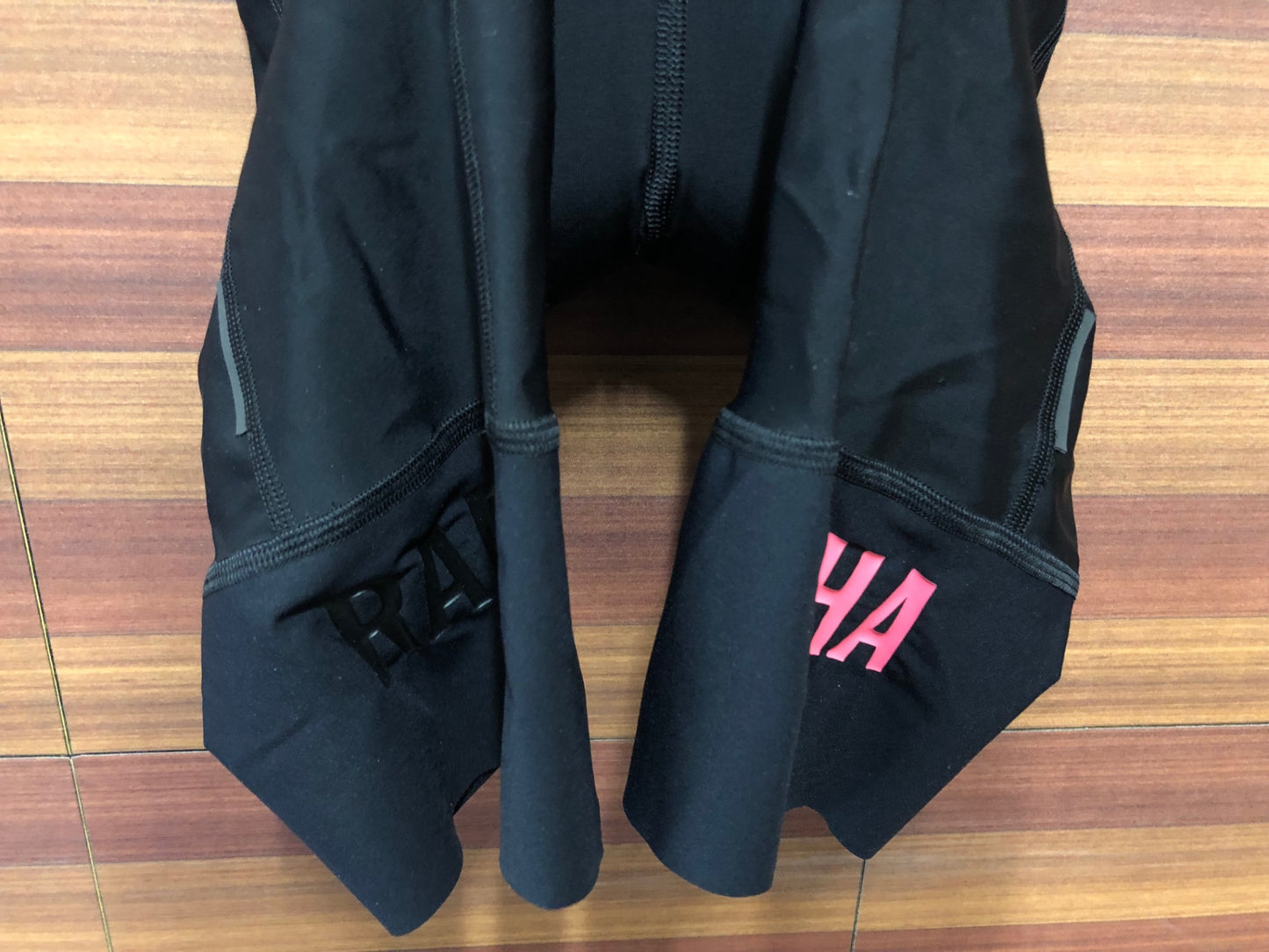 IL618 ラファ Rapha PRO TEAM BIB SHORTS 黒 ピンク XS