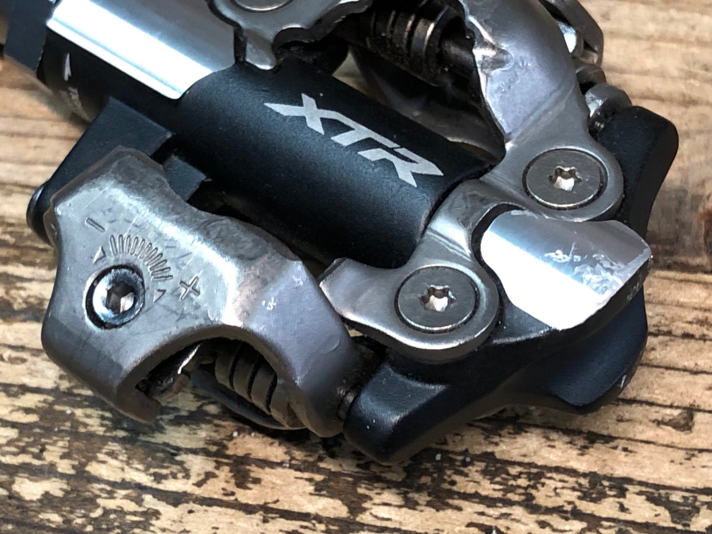 IZ681 シマノ SHIMANO XTR PD-M9100 ビンディングペダル SPD