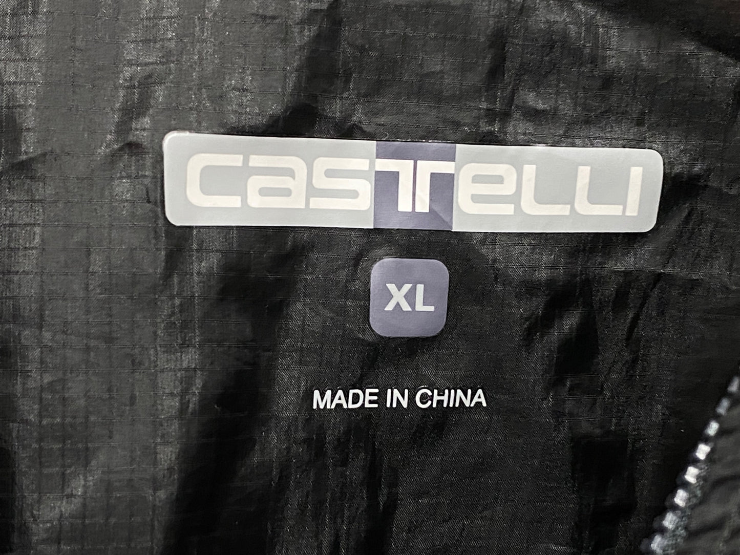 IT575 カステリ castelli 長袖ウィンドブレーカー 黒 XL