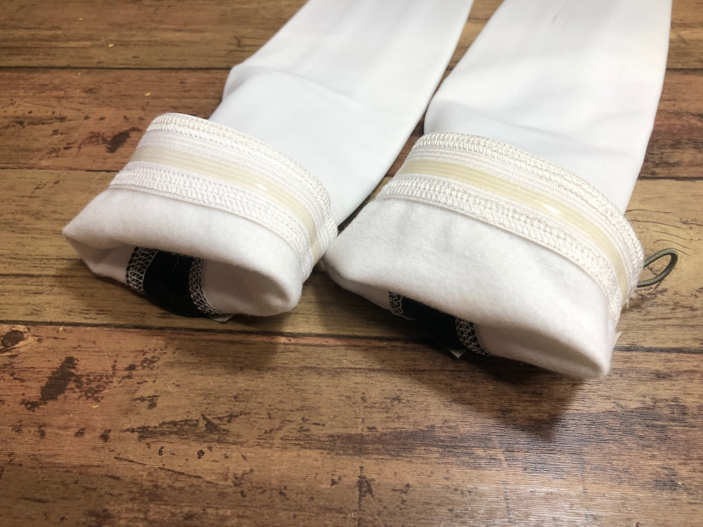 HV311 ラファ Rapha ウォーマー ARM WARMERS 白 S ※汚れ