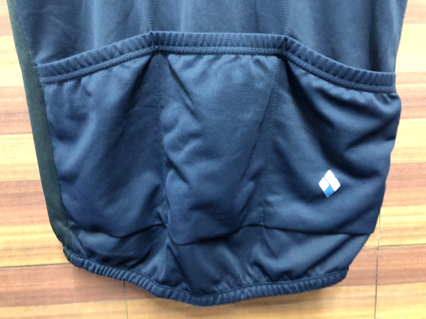 IO879 モンベル mont bell 半袖 サイクルジャージ 黒 M