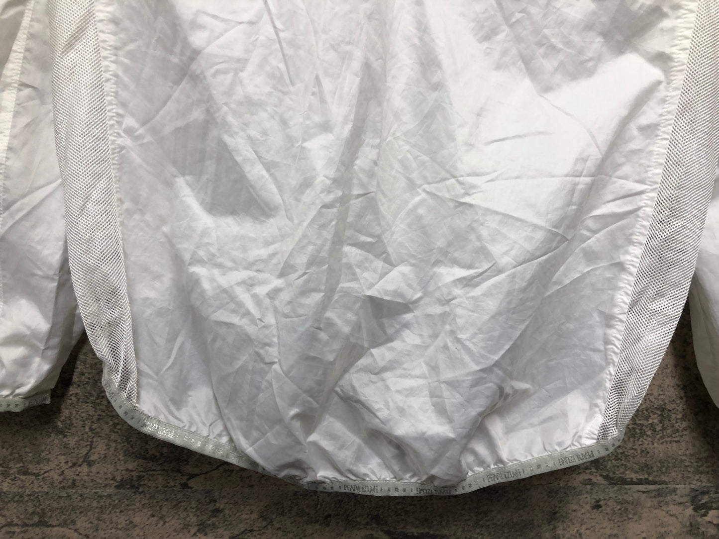 JA078 パールイズミ PEARL iZUMi 長袖 ウインドブレイカー 白 サイズ不明