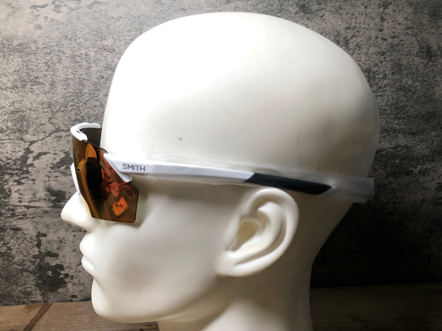 IW614 スミス smith Ruckus サングラス 白 クロマポップレンズ