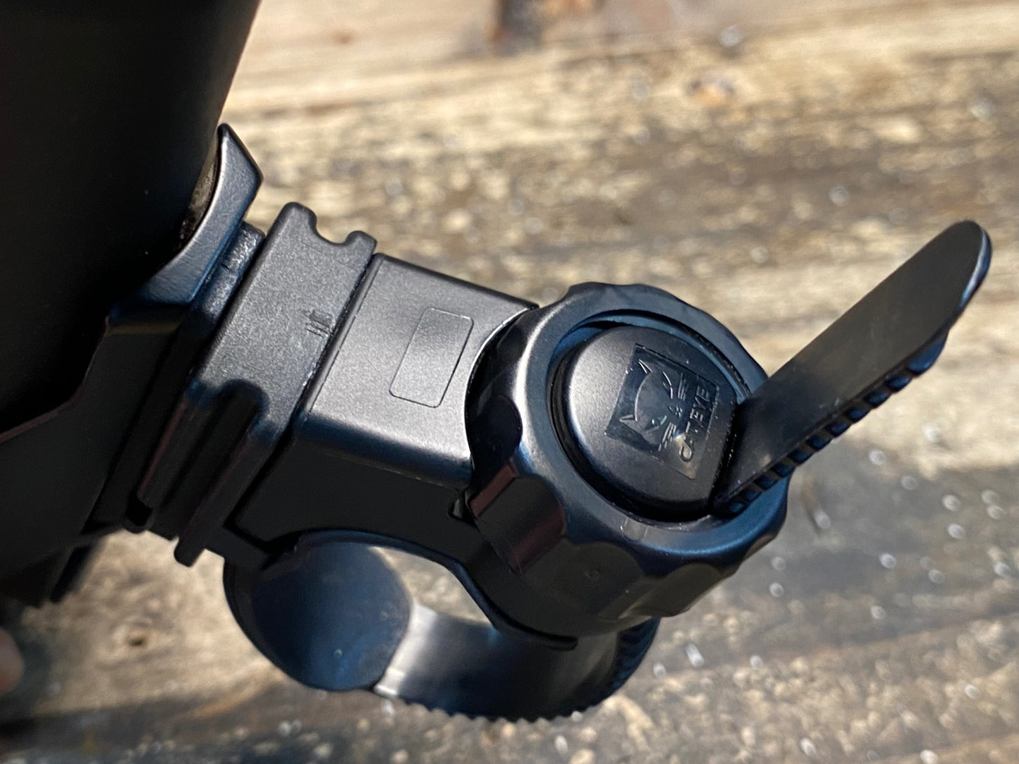 IU676 キャットアイ CATEYE VOLT 800 フロントライト