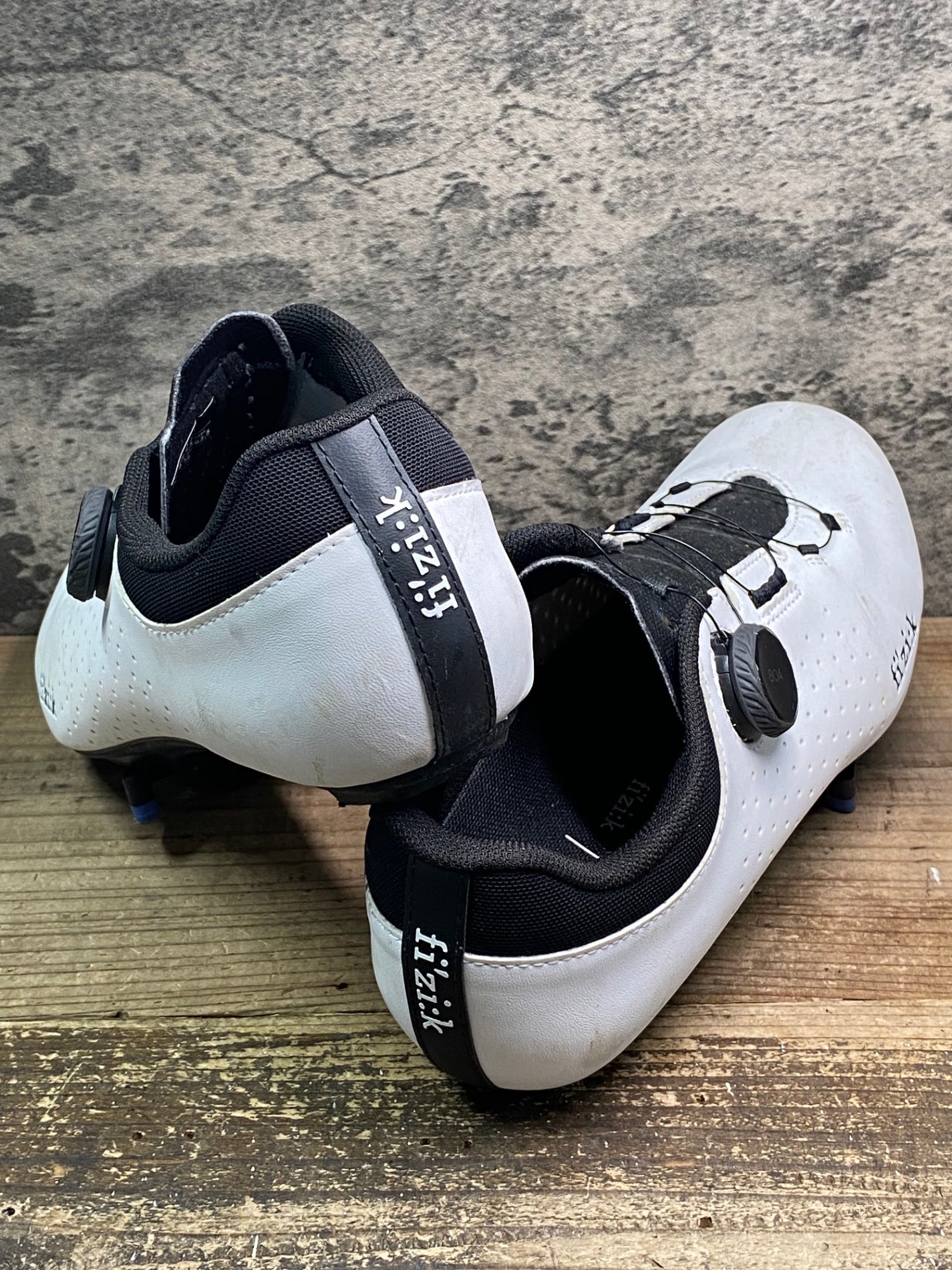 IV405 フィジーク fizik ヴェント VENTO OMNA SPD-SL ビンディングシューズ EU41 白