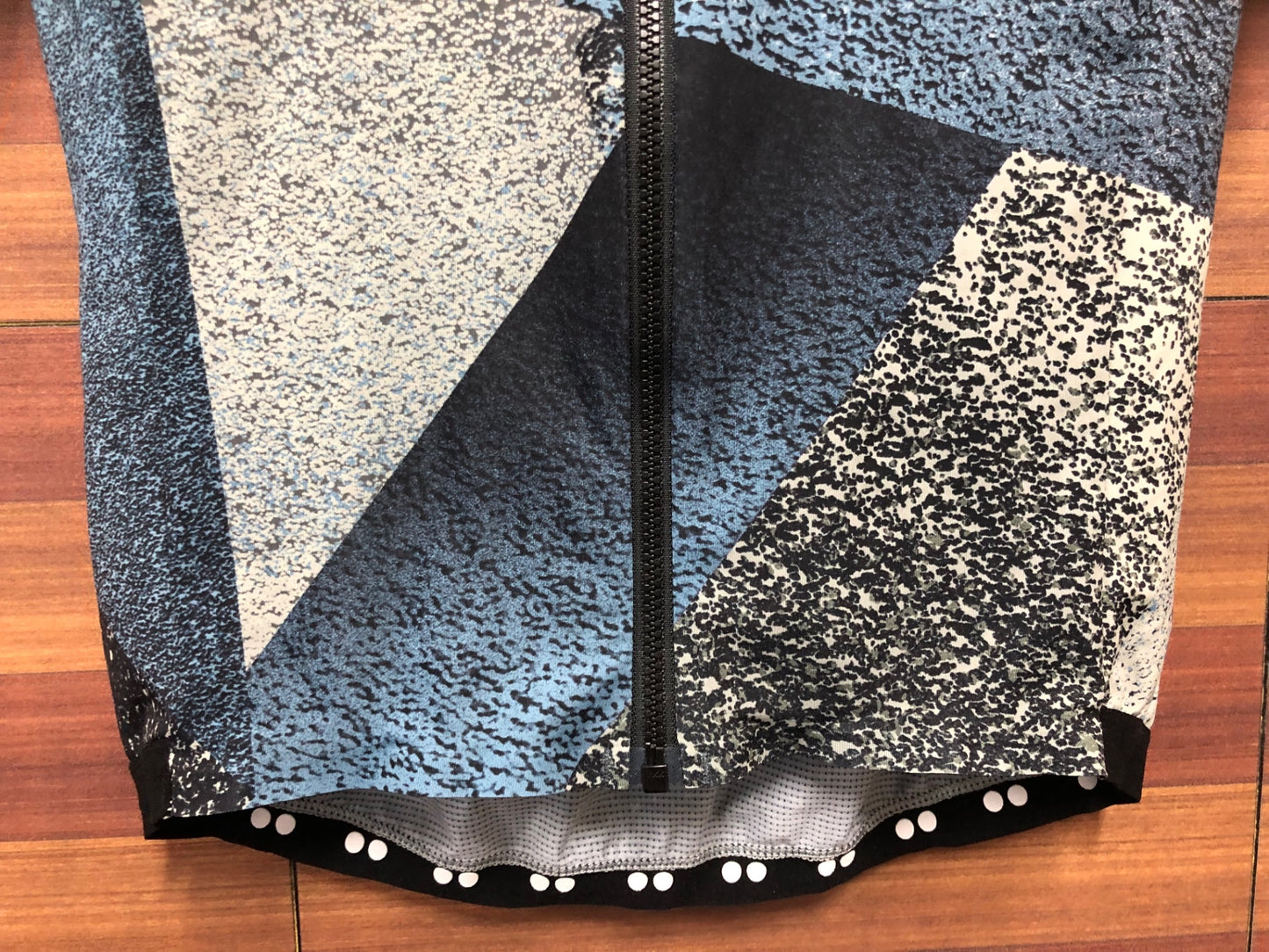 IR920 ユニバーサルカラーズ Universal Colours 半袖 サイクルジャージ 紺 水色 XS