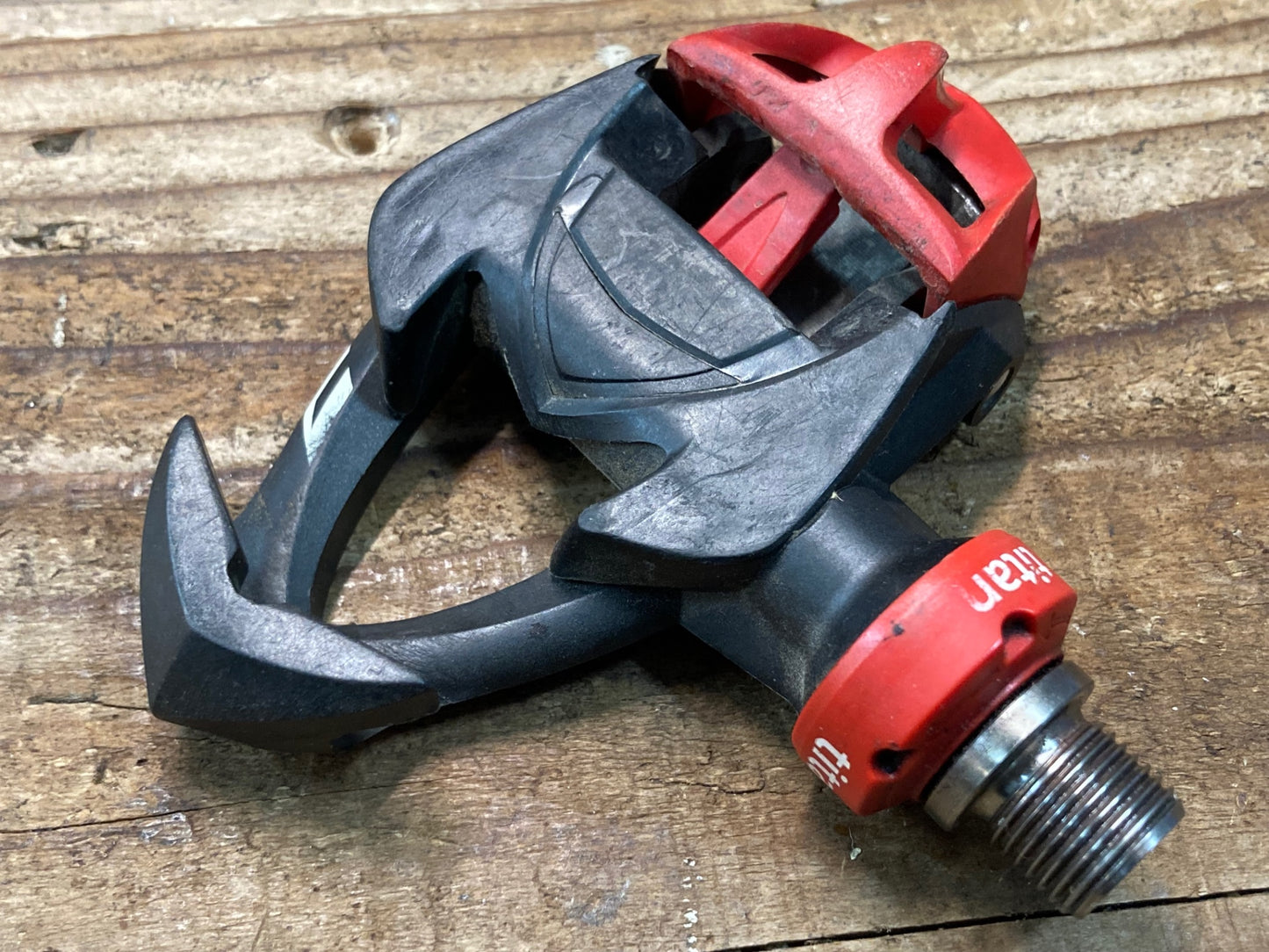 IQ582 タイム TIME CARBOFLEX TITAN ビンディングペダル