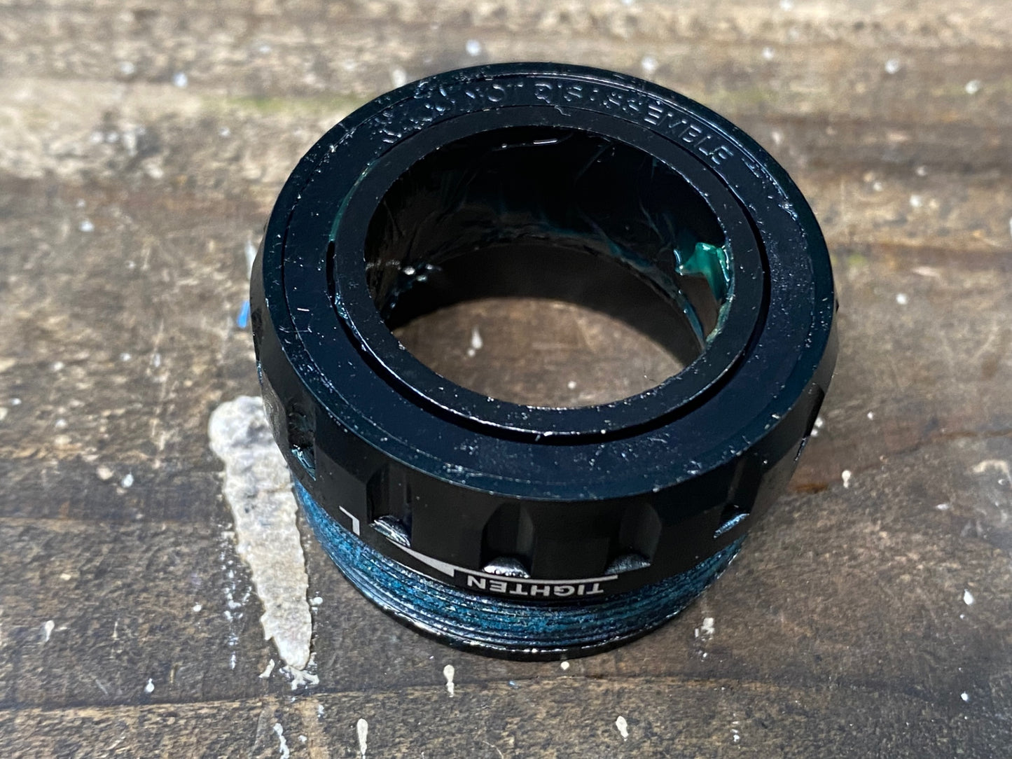 IR350 シマノ SHIMANO デュラエース DURA-ACE SM-BB9000 ボトムブラケット