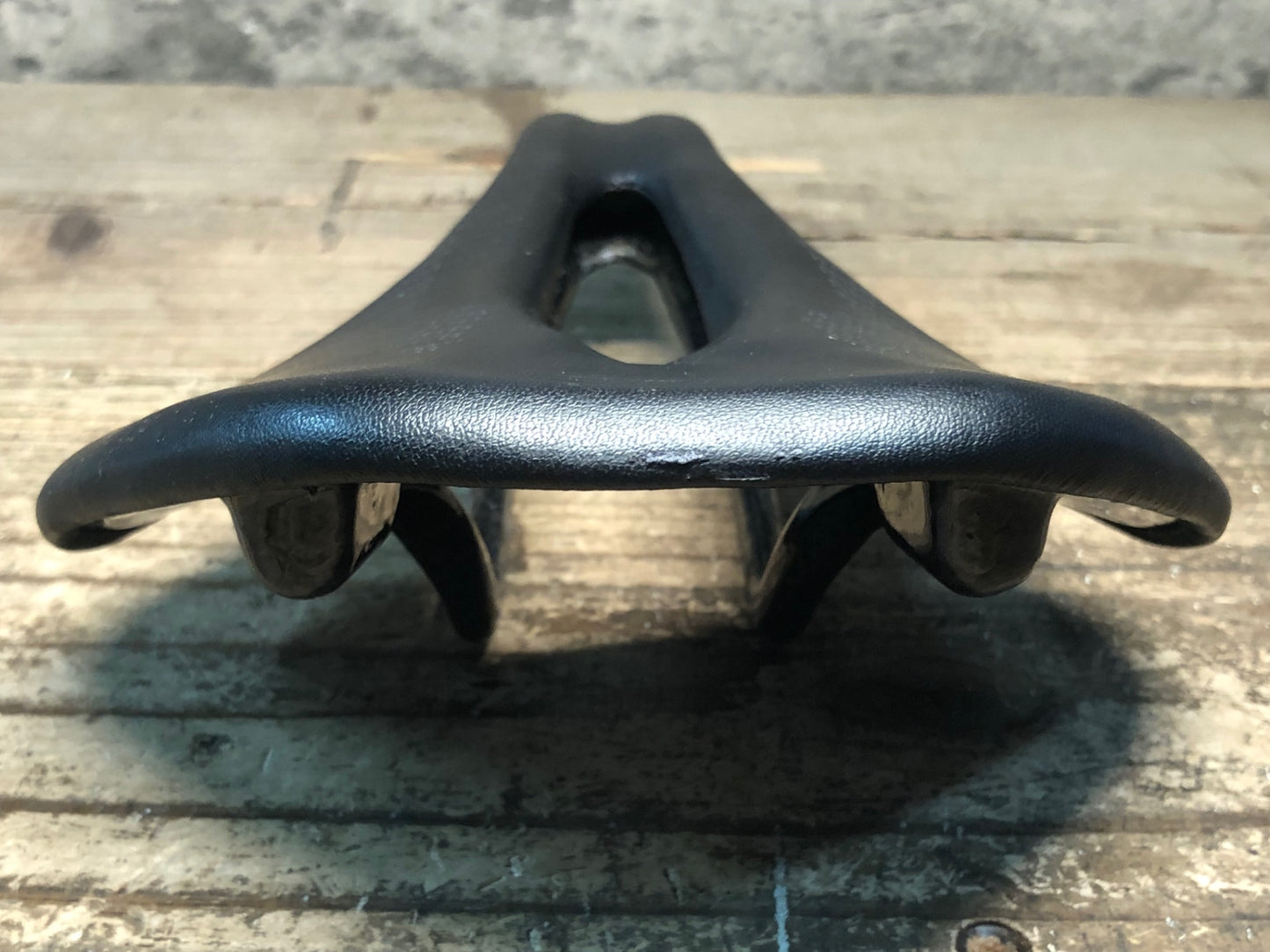 JA692 TNi ライトフライ Lite Fly サドル カーボンレール 実測153mm