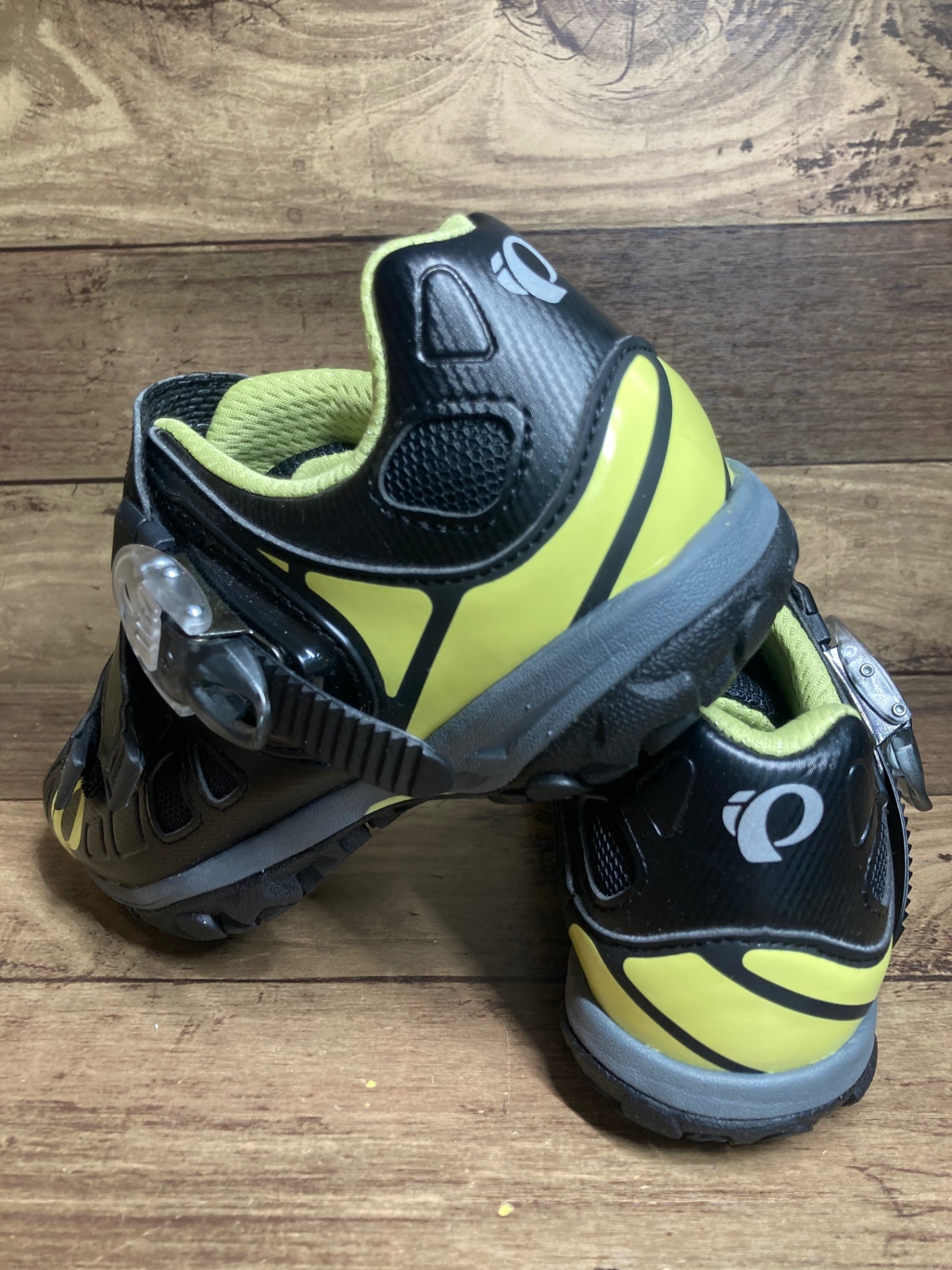 IB873 パールイズミ PEARL iZUMi X-ALP ENDURO V5 ビンディングシューズ 黒黄 レディース EU37